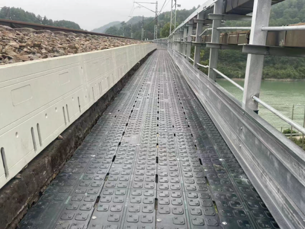 复合材料步行板