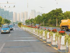 玻璃钢花盆——道路美化实例